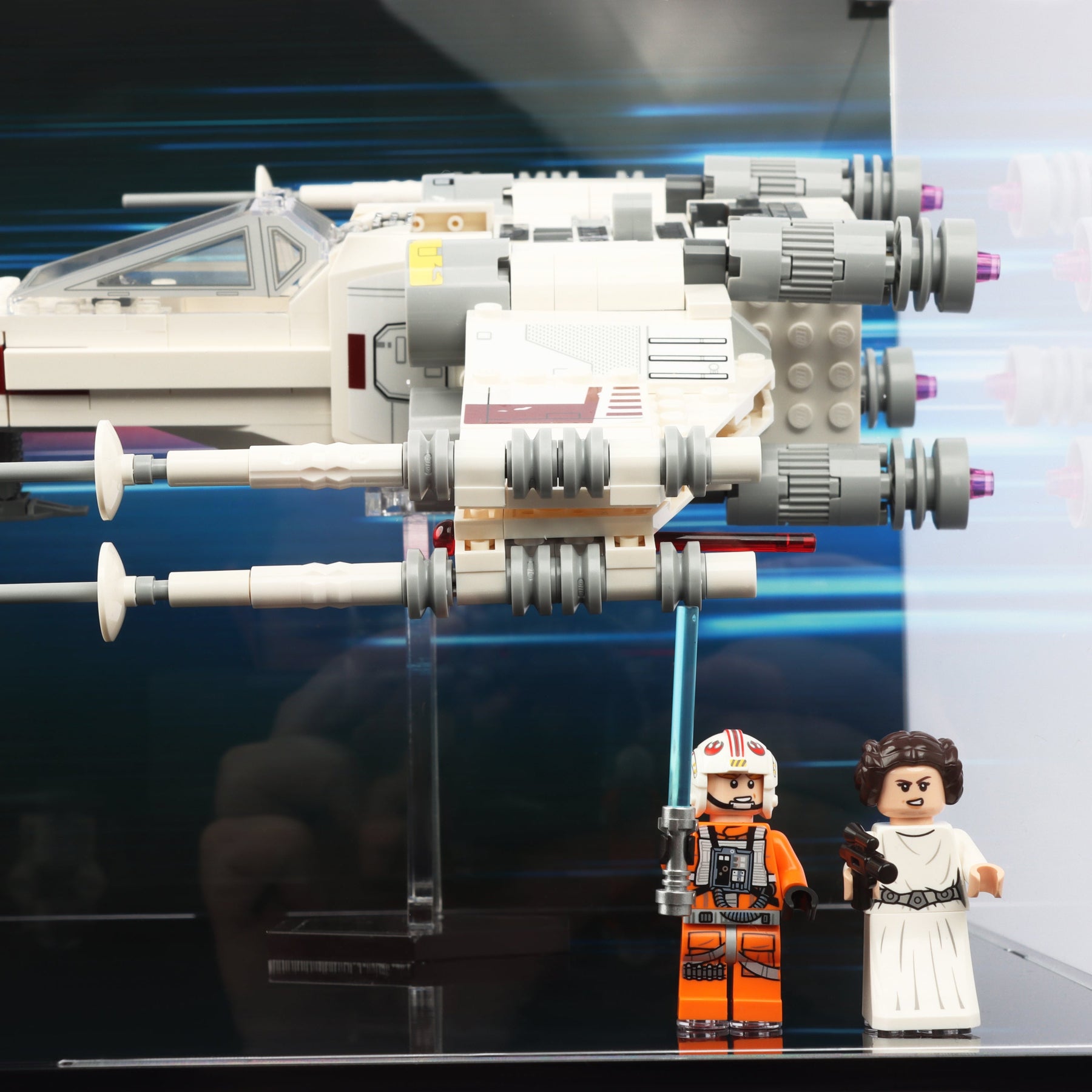 Lego 75301 Luke Skywalker’s X-Wing Fighter - Display Case