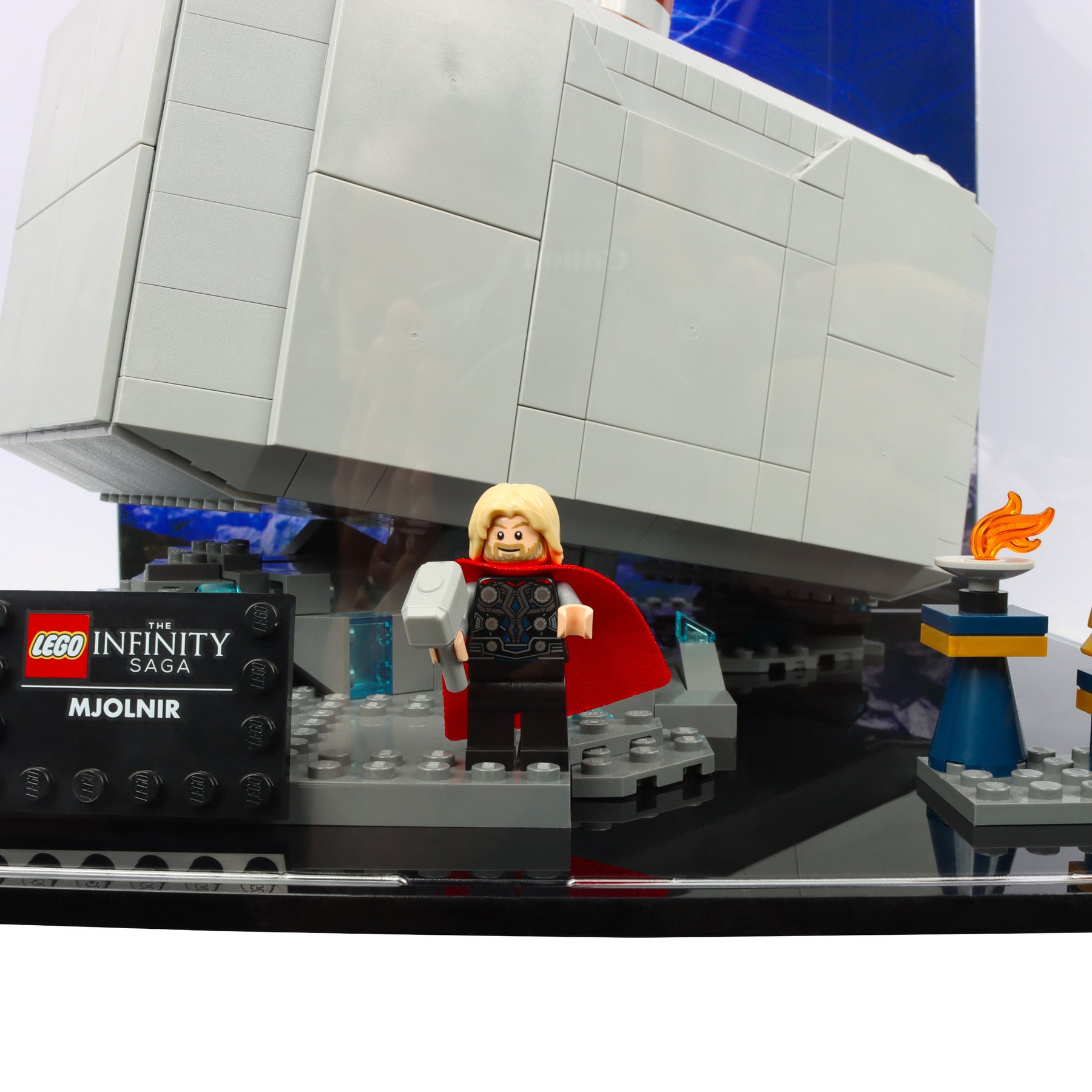 Lego 76209 Thor's Hammer Display Case