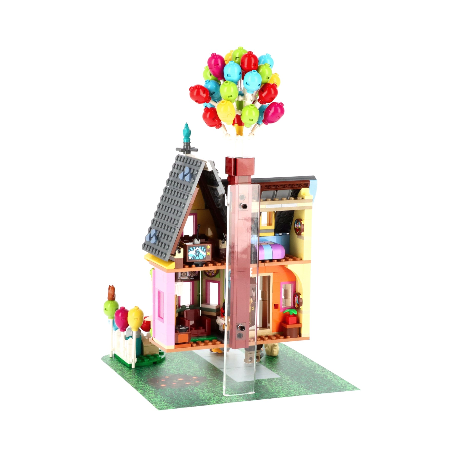 Lego 43217 ‘Up’ House Display Stand